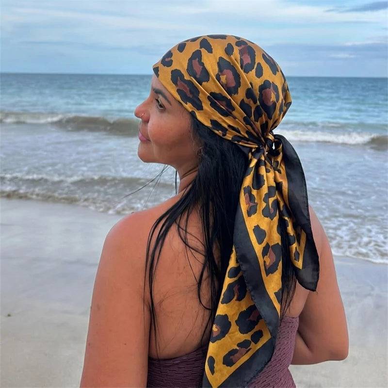 Leopard – Tuch mit Leo-Print