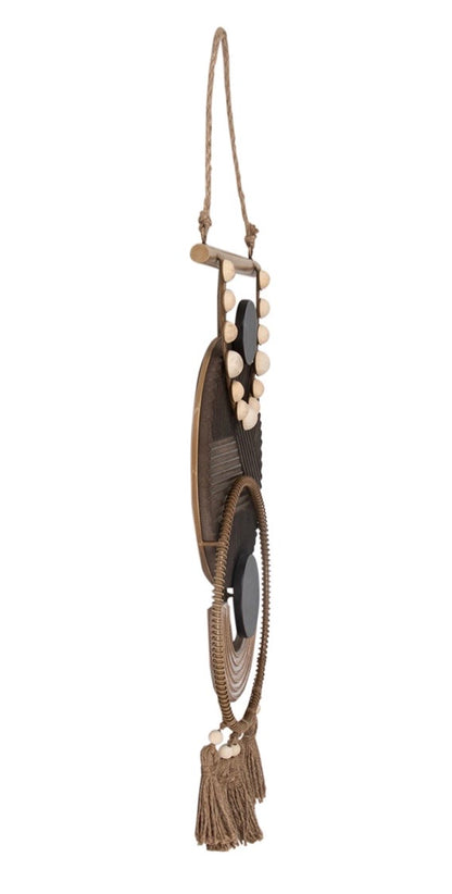 Boho – Metall-Wanddekoration mit Holz & Quasten
