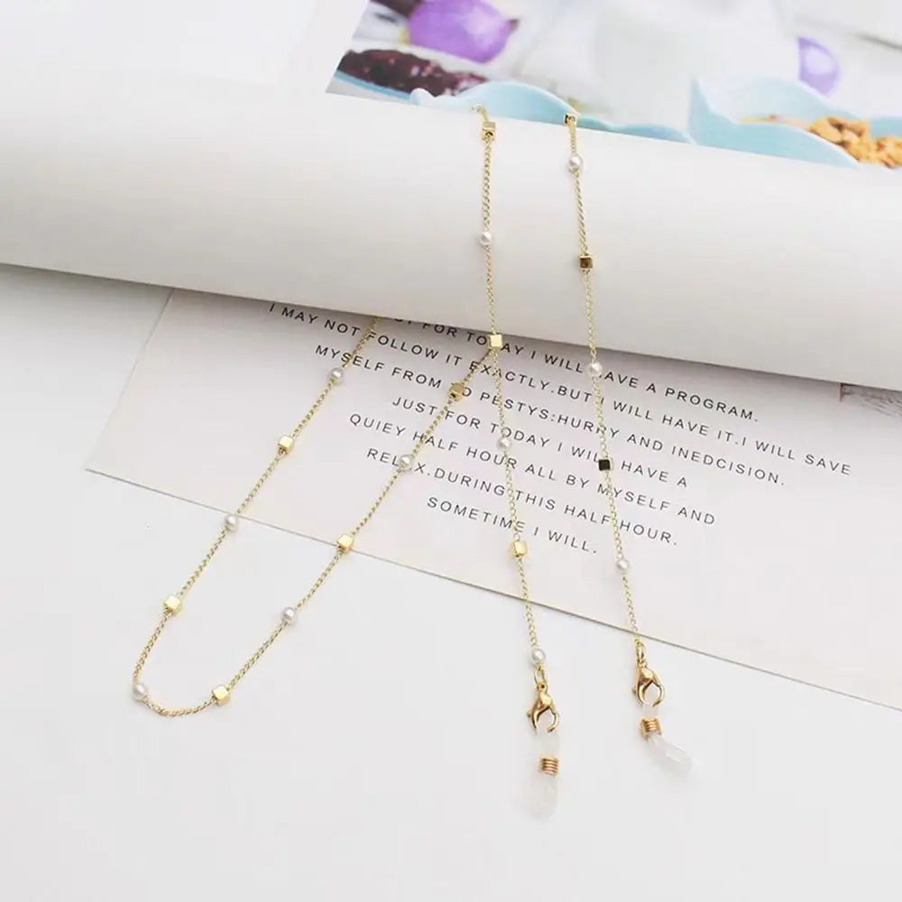 Elegance – Elegante Perlen-Brillenkette