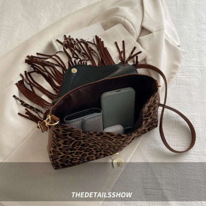 Tassel – Vintage Umhängetasche mit Fransen