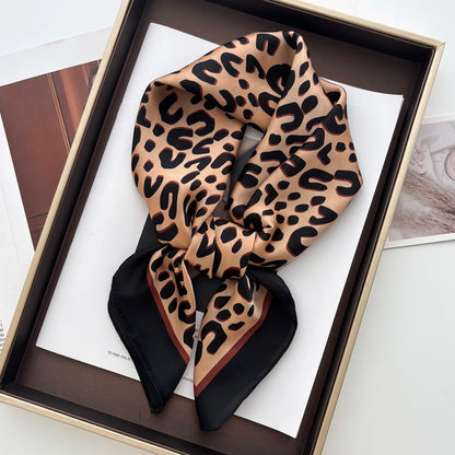 Nala – Kleines Tuch mit Leo-Print