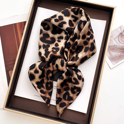 Nala – Kleines Tuch mit Leo-Print