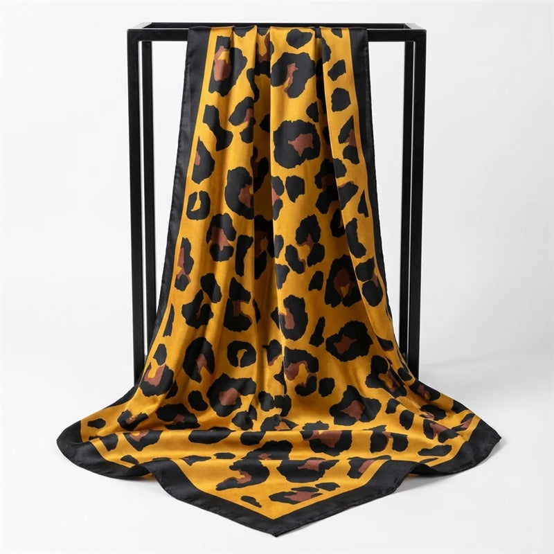 Leopard – Tuch mit Leo-Print