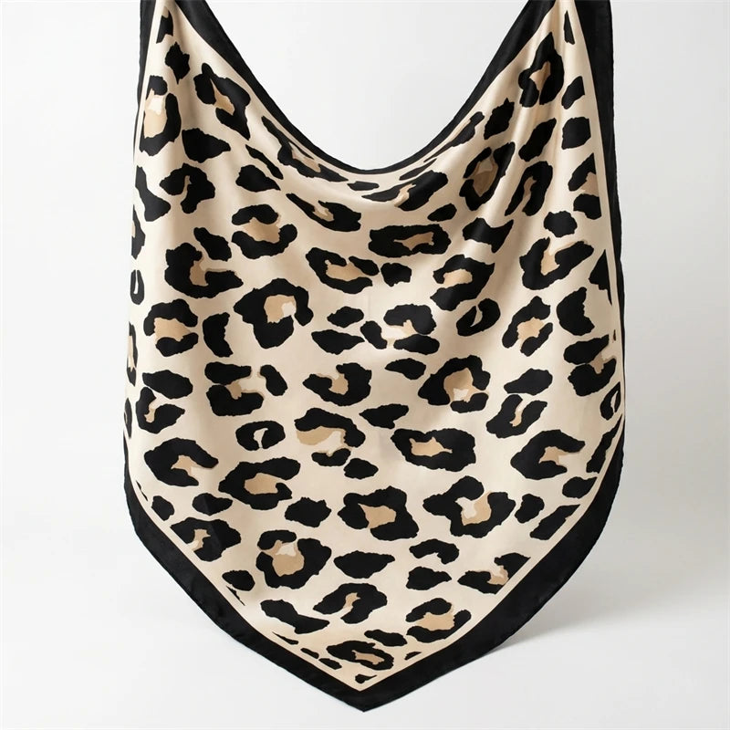 Leopard – Tuch mit Leo-Print