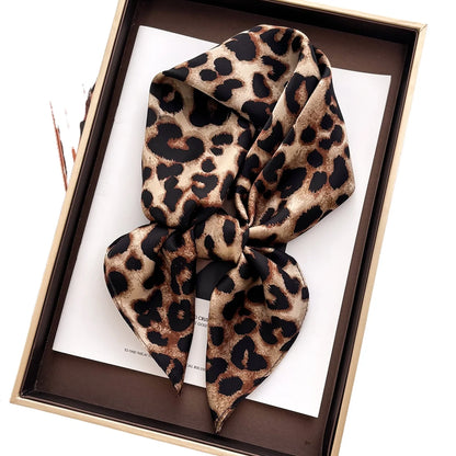 Nala – Kleines Tuch mit Leo-Print