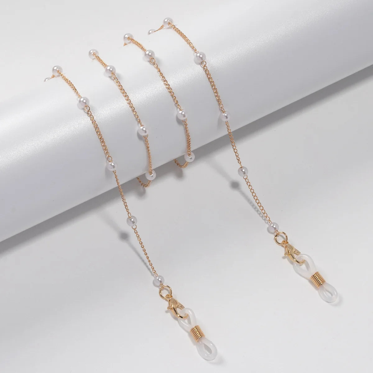 Bella – Brillenkette mit Perlen