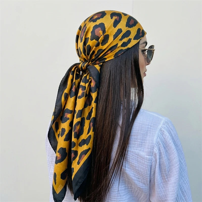 Leopard – Tuch mit Leo-Print