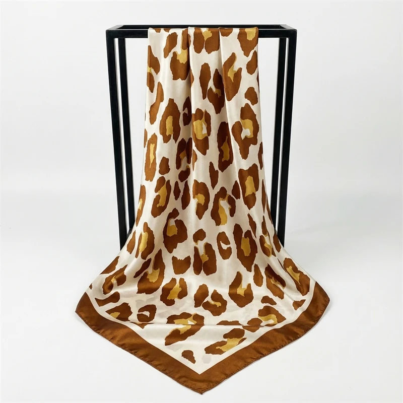 Leopard – Tuch mit Leo-Print