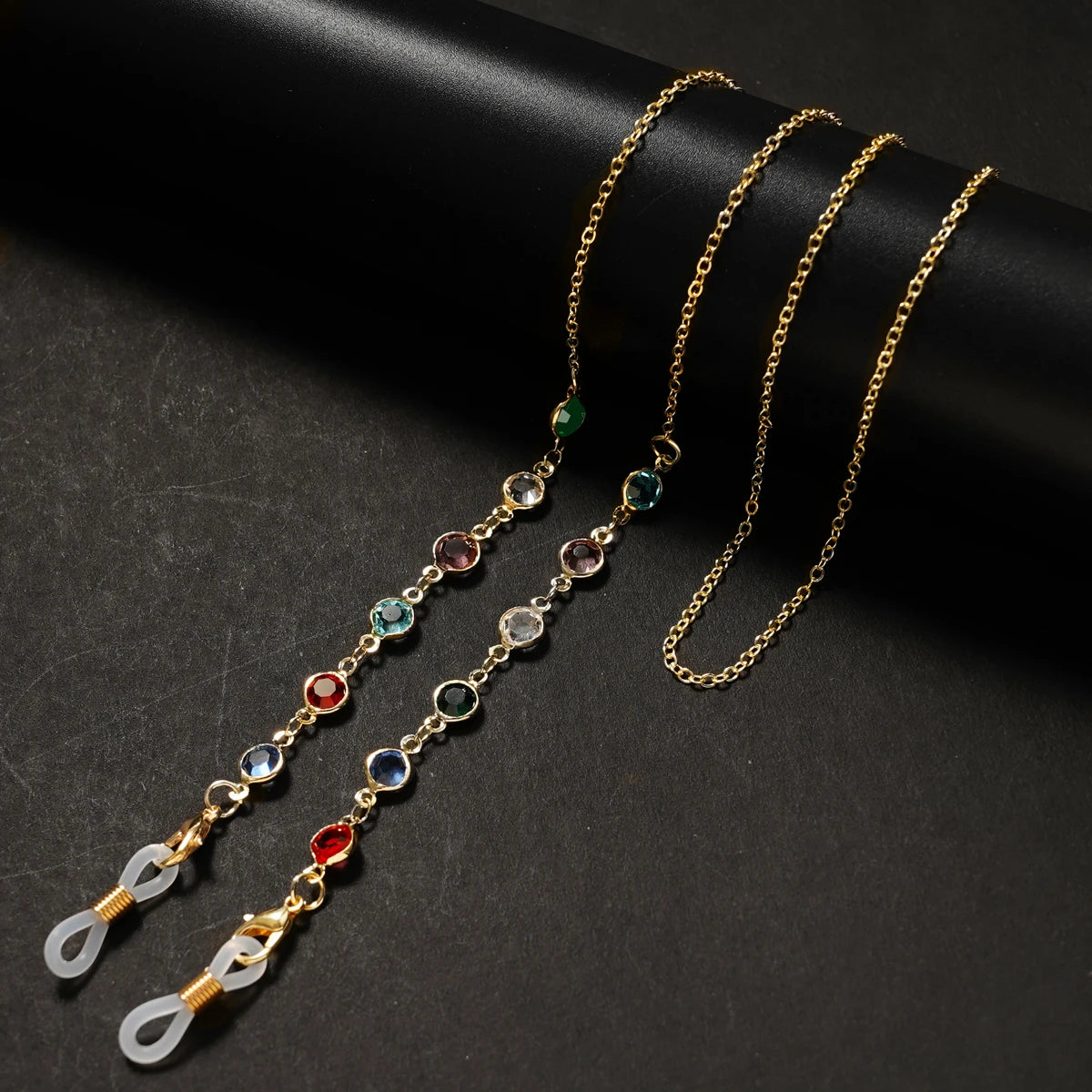 Pearl – Brillenkette mit Perlen- & Kristall-Design