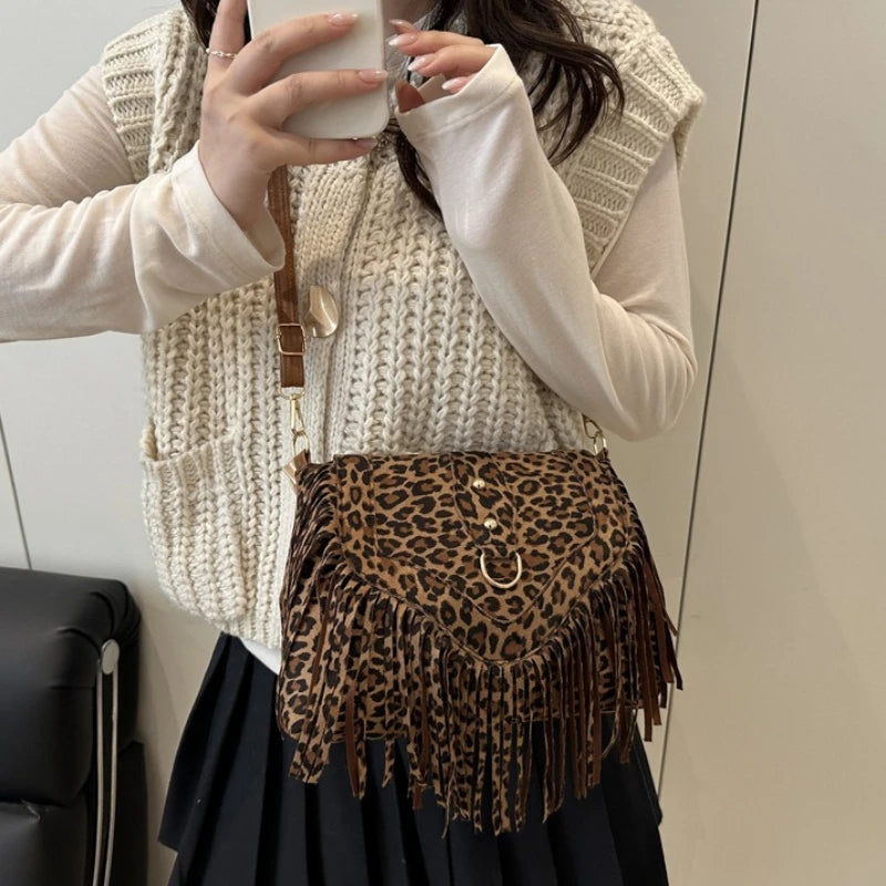 Tassel – Vintage Umhängetasche mit Fransen